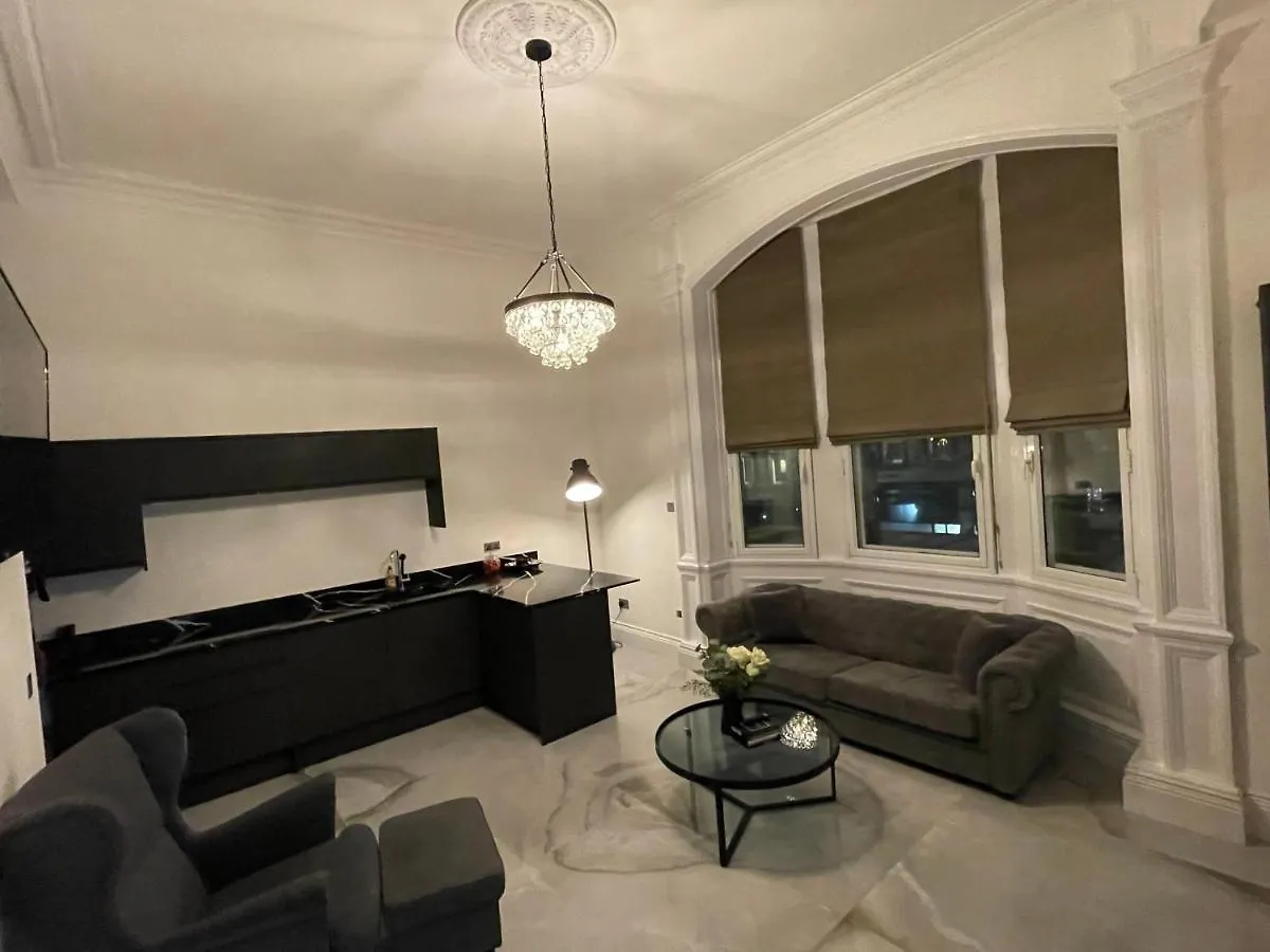Royal Mile Apartment 2Bedroom Edinburgh United Kingdom